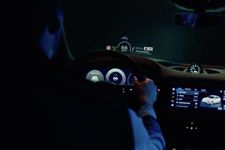 Porsche Macan EV Head Up Display Porsche Macan EV Head Up Display