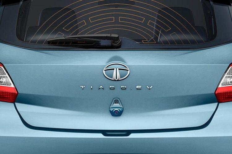 tata-tiago-ev-Electric-tailgate-release tata-tiago-ev-Electric-tailgate-release