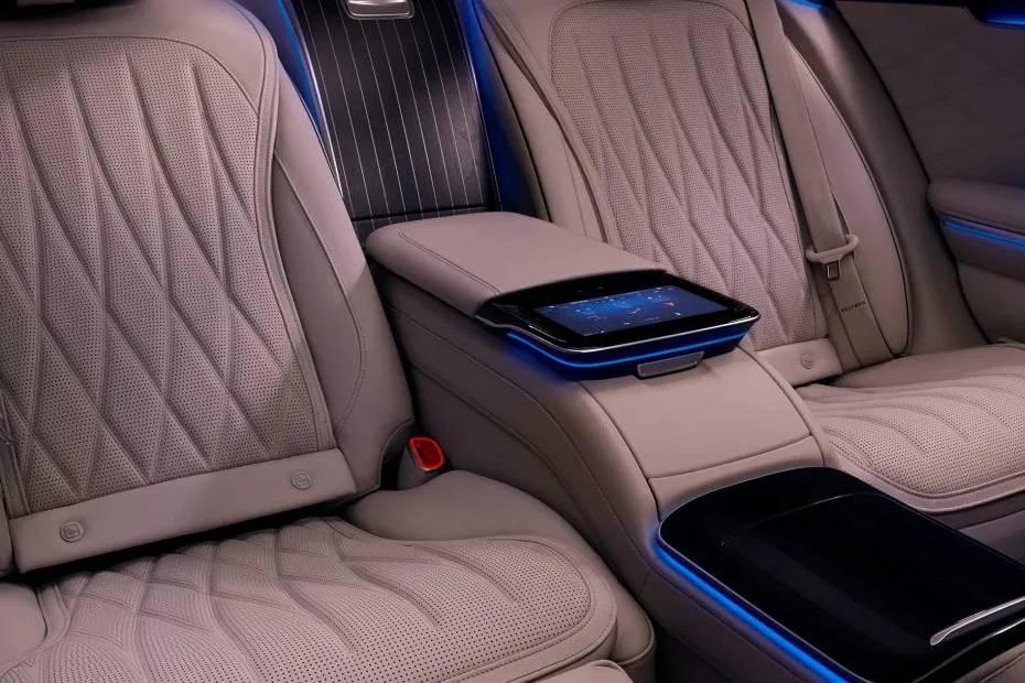 Mercedes-Benz AMG S 63 E Performance Rear Arm Rest Mercedes-Benz AMG S 63 E Performance Rear Arm Rest