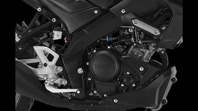 monster-energy-moto-gp-yamaha-r15-engine-carbike360-news.jpeg