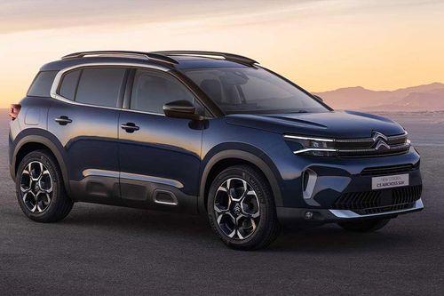 Citroen C5 Aircross Right Side Front View