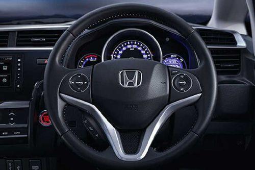 Action Packed Steering Wheel (Audio, Voice, Handfree & Cruise Control Switches)