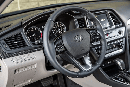 Hyundai Sonata Dashboard