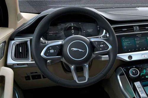 Soft grain leather sport steering wheel