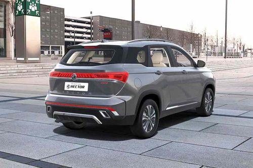 MG Hector Plus Right Side Rear View