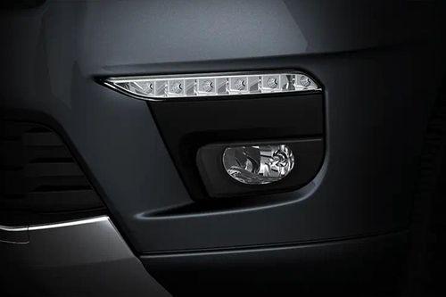 Stunning fog lamps and never miss a thing with daytime running lamps.