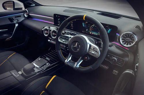 Mercedes-Benz AMG A45 S Dashboard