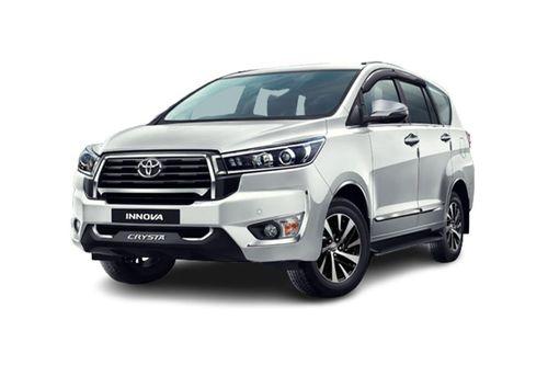 Toyota-Innova-Crysta_front-left-side-view