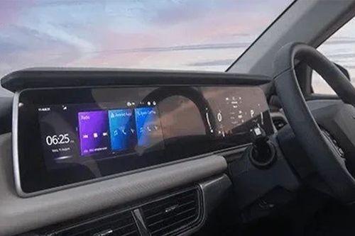 26.03 cm infotainment and a digital cluster.