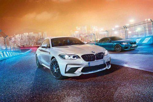 BMW M2 Right Side Front View