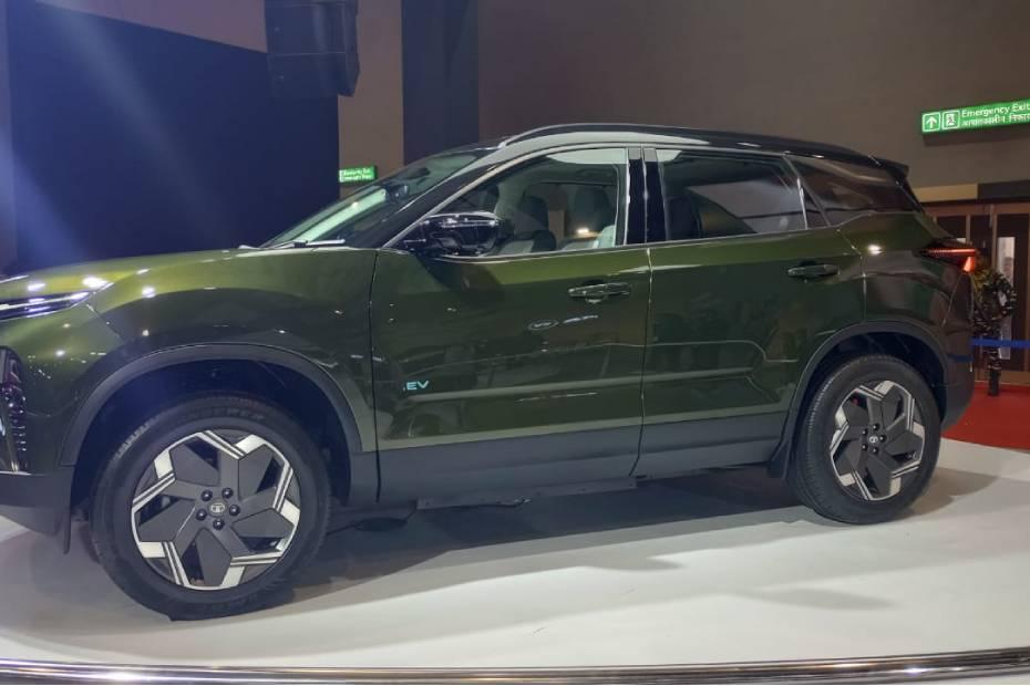 Tata Harrier EV Left Side View Tata Harrier EV Left Side View