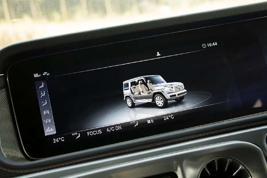Mercedes-Benz G-Class -Infotainment System Mercedes-Benz G-Class -Infotainment System