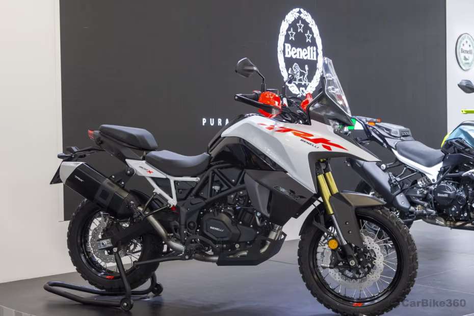 Benelli TRK 602 X Right Front Three Quarter Benelli TRK 602 X Right Front Three Quarter