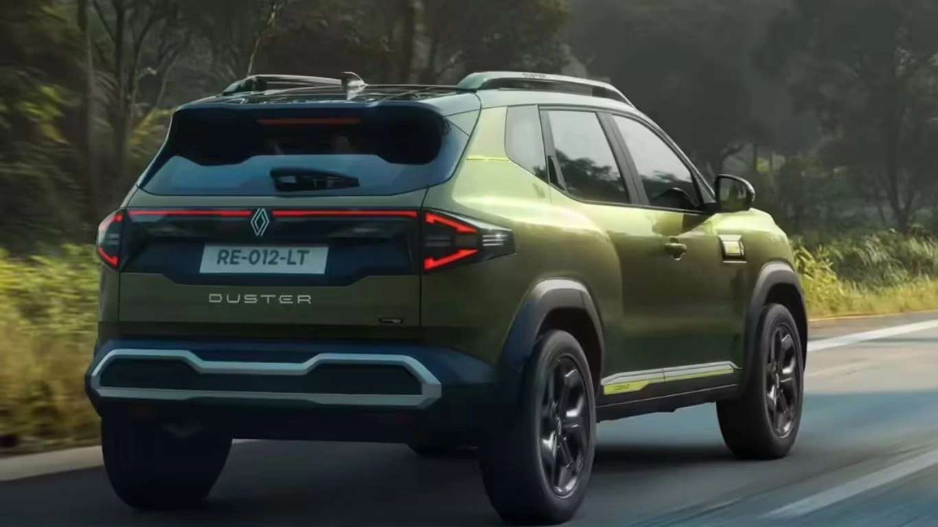 Renault Duster rear view