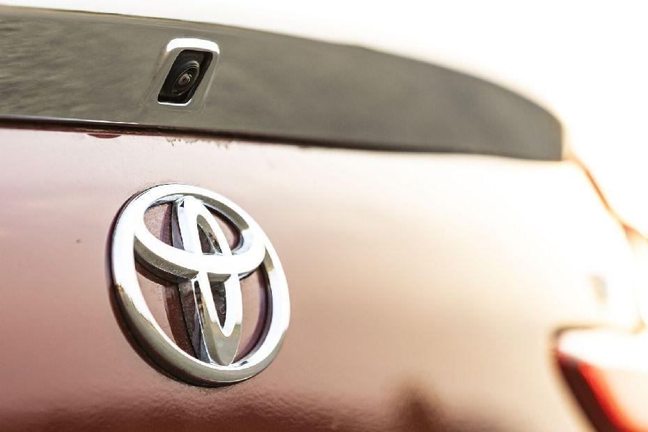 Toyota Glanza Rear Logo Toyota Glanza Rear Logo