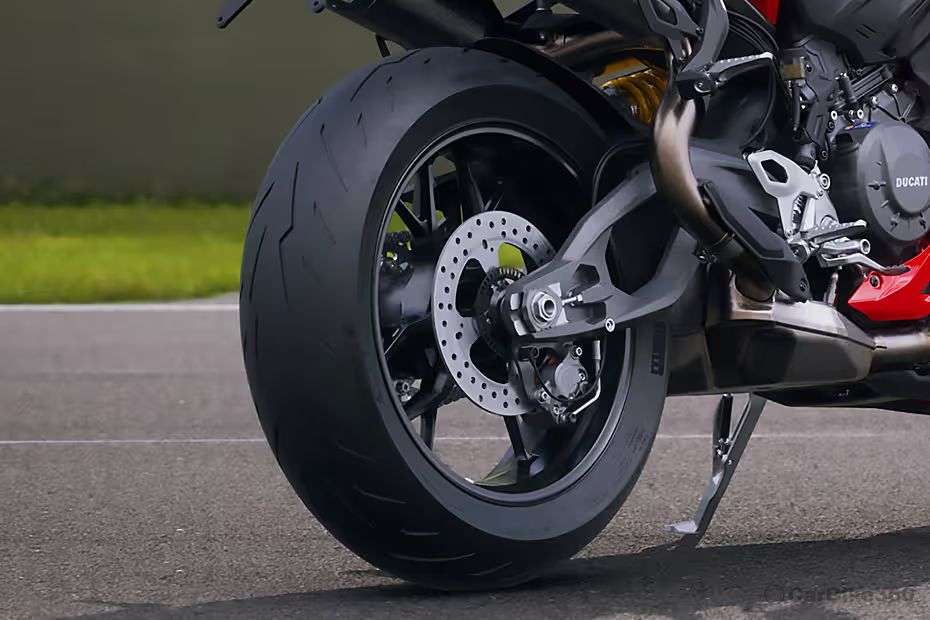 Ducati Panigale V2 Rear Tyre View Ducati Panigale V2 Rear Tyre View