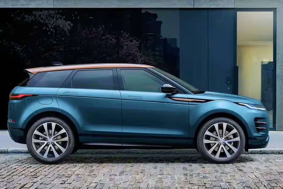 Land Rover Range Rover Evoque Right Side Land Rover Range Rover Evoque Right Side