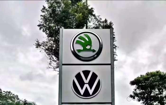Škoda Auto Volkswagen India Drives Road Safety Forward with ‘Surakshit Sadkein, Surakshit Bharat’ Initiative Audio