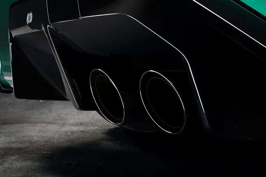 BMW M5 Exhaust Pipe BMW M5 Exhaust Pipe