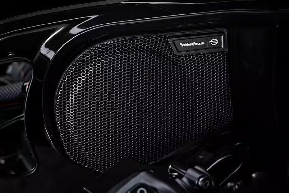 Audio Powered by Rockford Fosgate - Four High-output Speakers Audio Powered by Rockford Fosgate - Four High-output Speakers