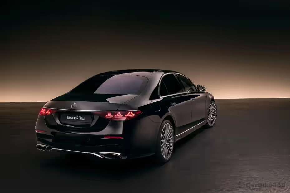 Mercedes-Benz S-Class Facelift Right Rear Three Quarter Mercedes-Benz S-Class Facelift Right Rear Three Quarter