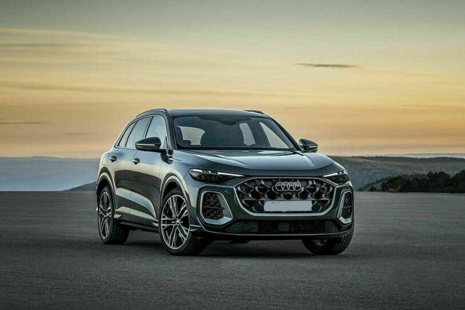 Audi New Q5 third-gen Right Front Three Quarter Audi New Q5 third-gen Right Front Three Quarter