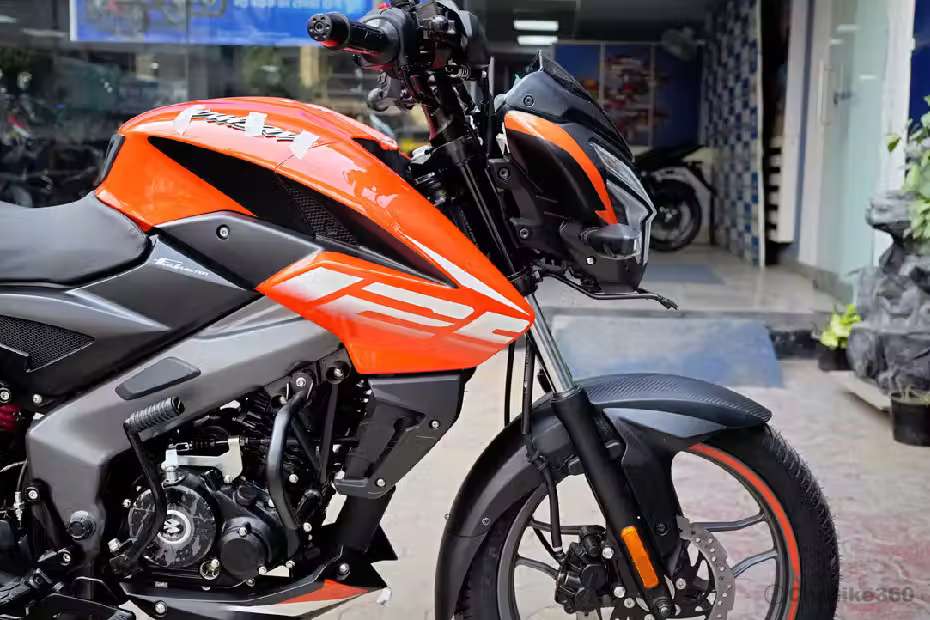 Bajaj Pulsar NS 125 images Bajaj Pulsar NS 125 images