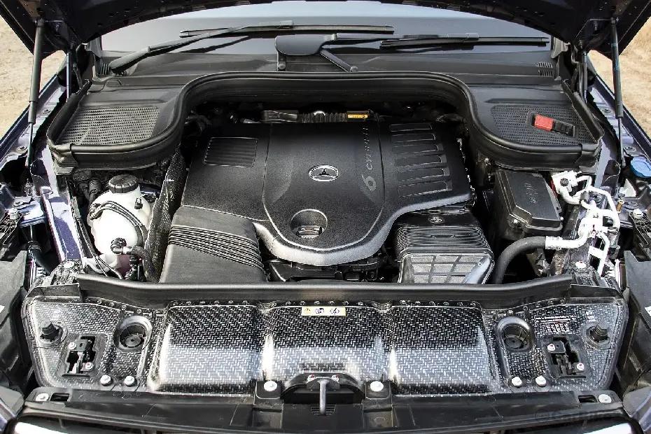 Mercedes-Benz GLS Engine & Performance Mercedes-Benz GLS Engine & Performance
