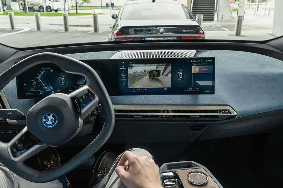 BMW iX Infotainment System BMW iX Infotainment System