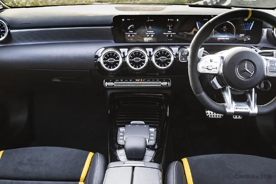 Mercedes-Benz AMG A45 S - Infotainment & Technology Mercedes-Benz AMG A45 S - Infotainment & Technology