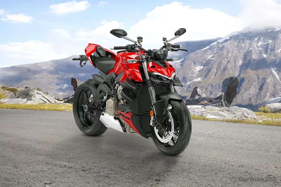 Ducati Streetfighter V4 Front Right View Ducati Streetfighter V4 Front Right View