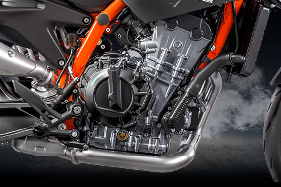 KTM 890 Duke R images KTM 890 Duke R images