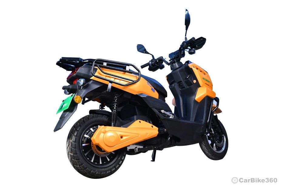 Goeen Chalo 1000 V2 Right Rear Three Quarter Goeen Chalo 1000 V2 Right Rear Three Quarter