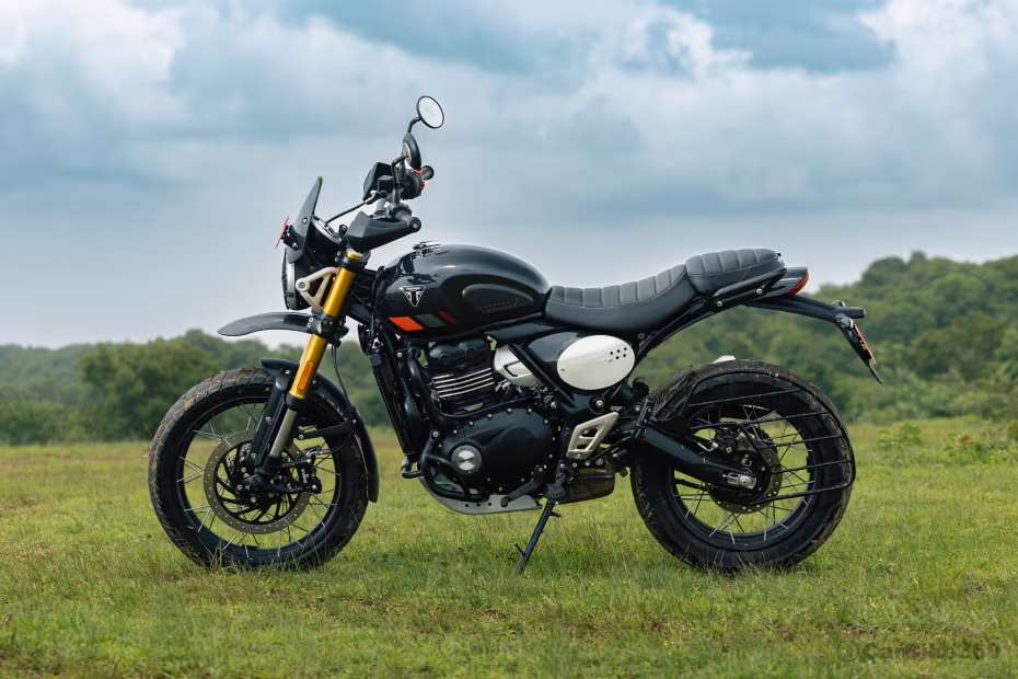 Triumph Scrambler 400 XC Left Side View Triumph Scrambler 400 XC Left Side View