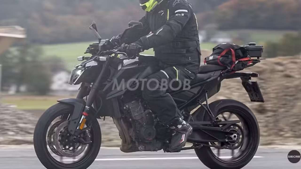 Upcoming KTM 790 Duke Side