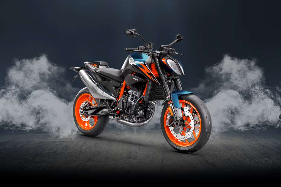 KTM 890 Duke Front Right Quarter View KTM 890 Duke Front Right Quarter View