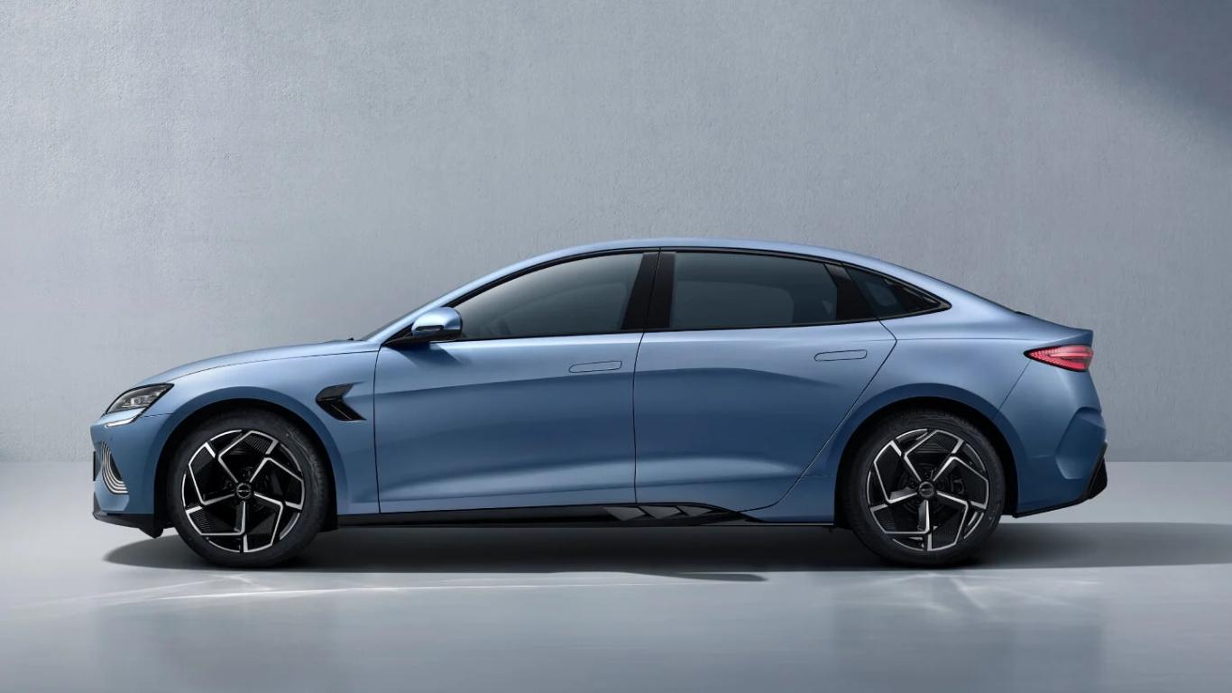 Exterior and Design Exterior and Design