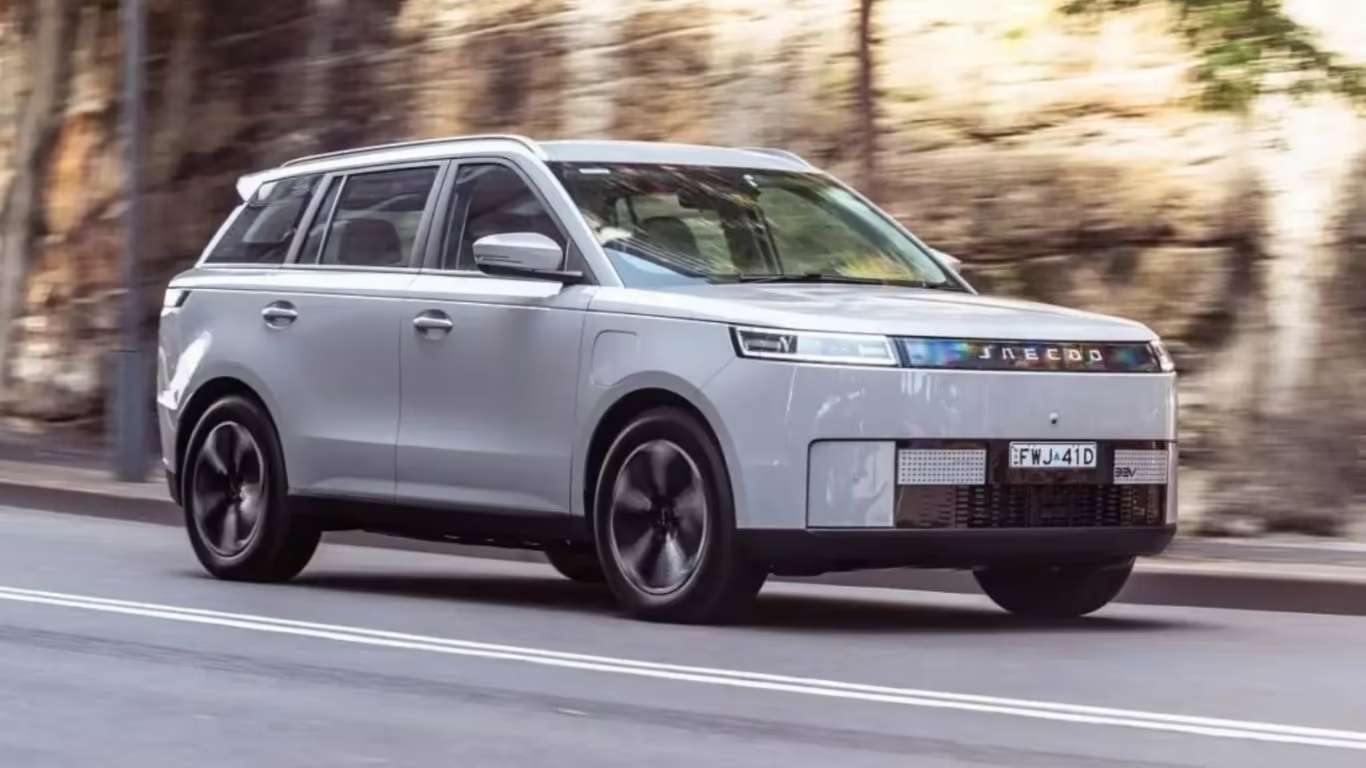 JSW Jaecoo J5 Design