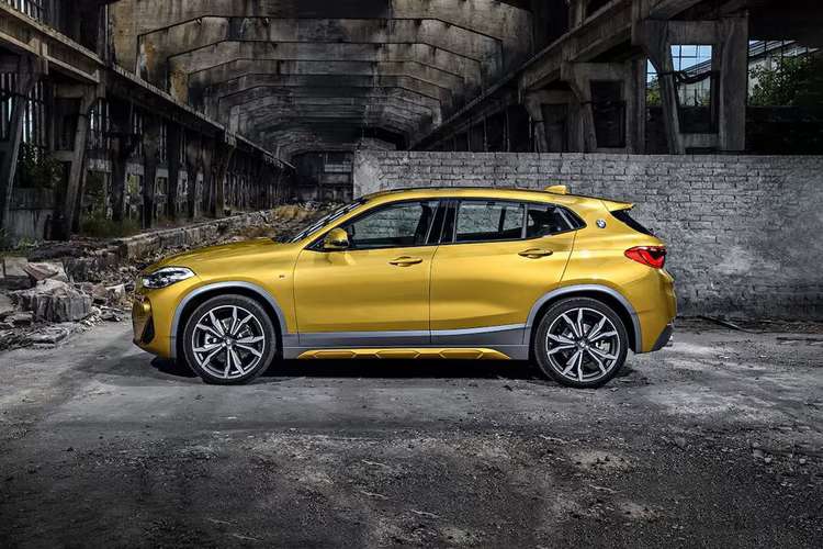 BMW X2 Side View (Left) BMW X2 Side View (Left)