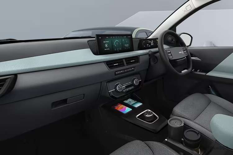 Tata Tiago EV Dashboard: Passenger's View Tata Tiago EV Dashboard: Passenger's View
