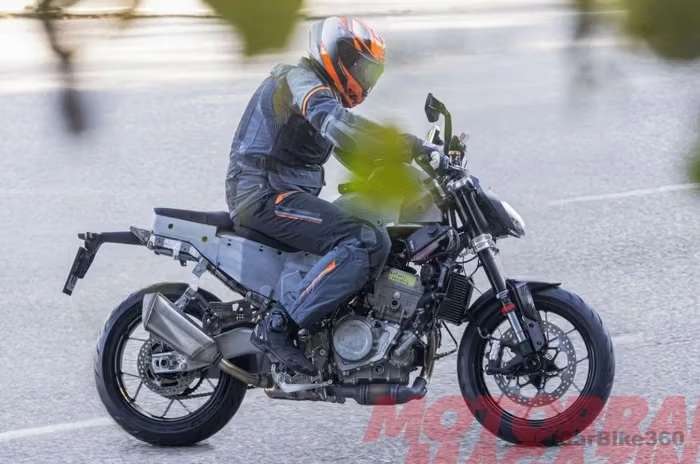 The Upcoming KTM Twin-Cylinder Duke & KTM Adventure Bike Spied While Testing: Launching Soon Audio