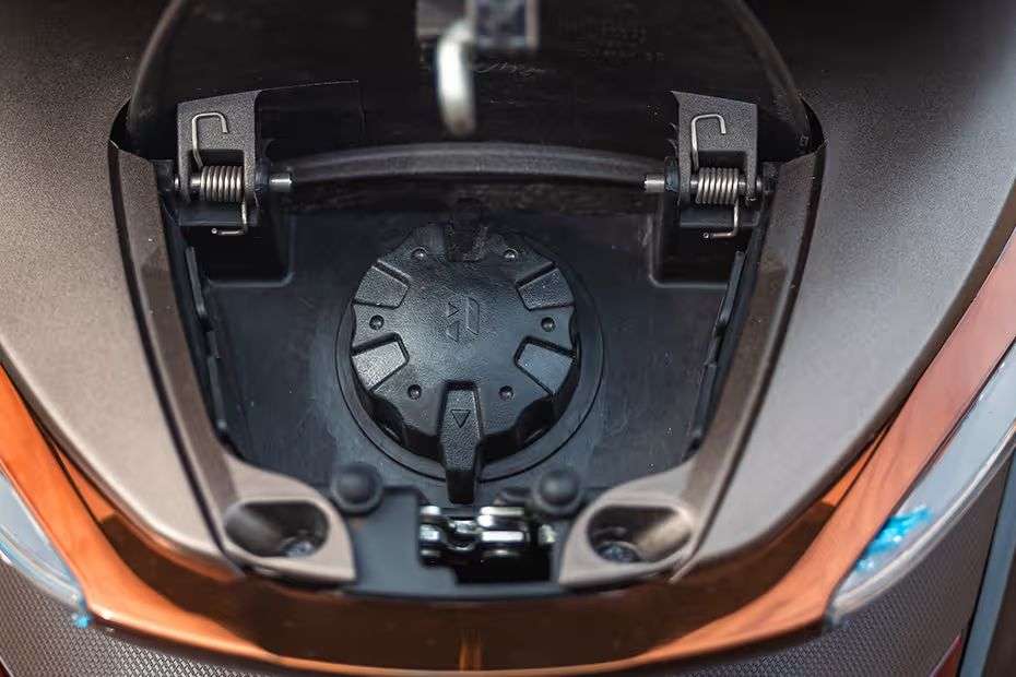 Hero Destini 125 Fuel Trunk Hero Destini 125 Fuel Trunk