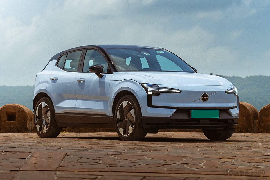 Volvo EX30 Right Front Three Quarter Volvo EX30 Right Front Three Quarter