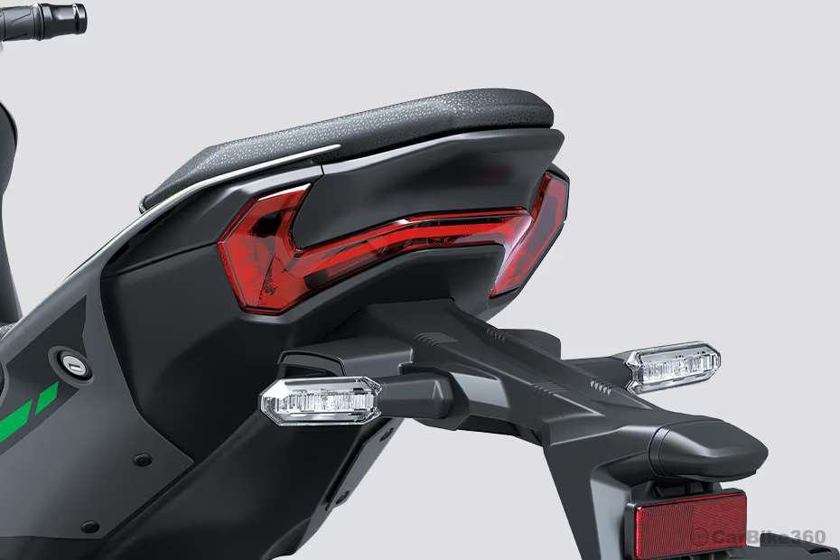Kawasaki Z900 Tail Lamp Kawasaki Z900 Tail Lamp
