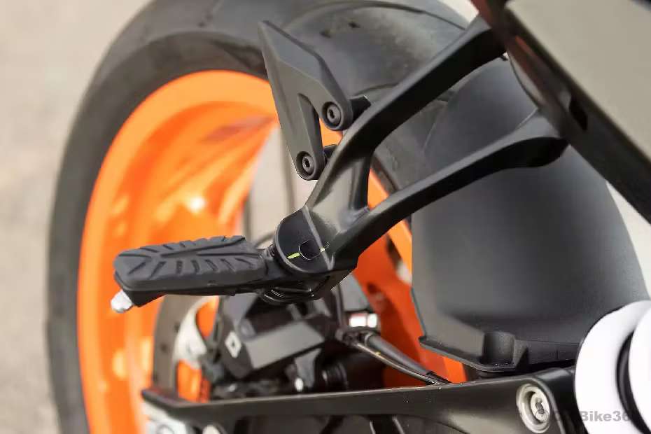 KTM 250 Duke images KTM 250 Duke images