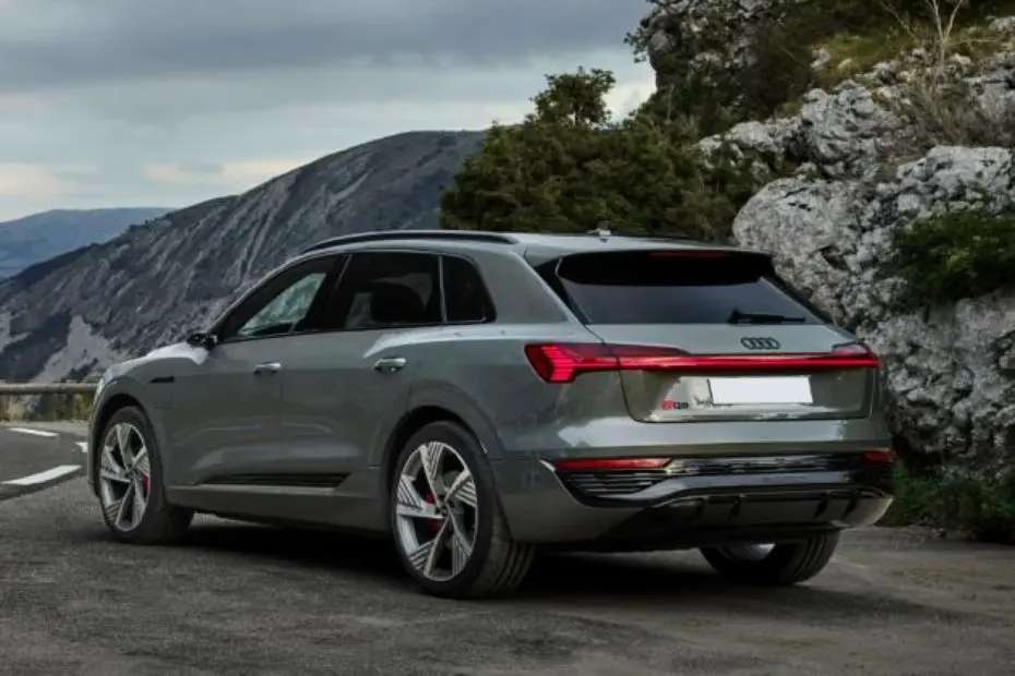 Audi Q8 e-tron Left Side Rear View Audi Q8 e-tron Left Side Rear View