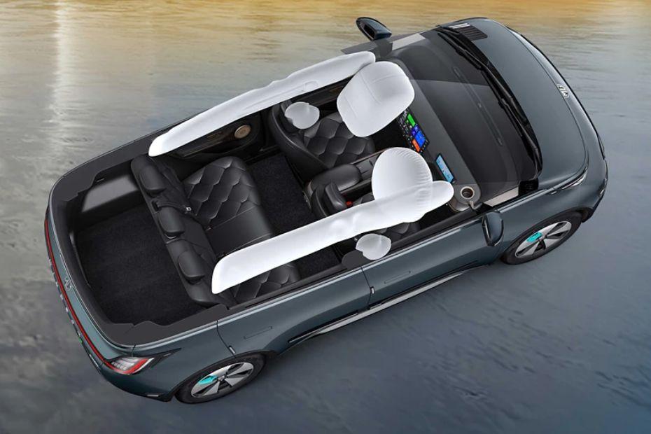 MG Windsor EV 6 Airbags (Driver, Front Passenger, 2 Curtain, Driver Side, Front Passenger Side) MG Windsor EV 6 Airbags (Driver, Front Passenger, 2 Curtain, Driver Side, Front Passenger Side)