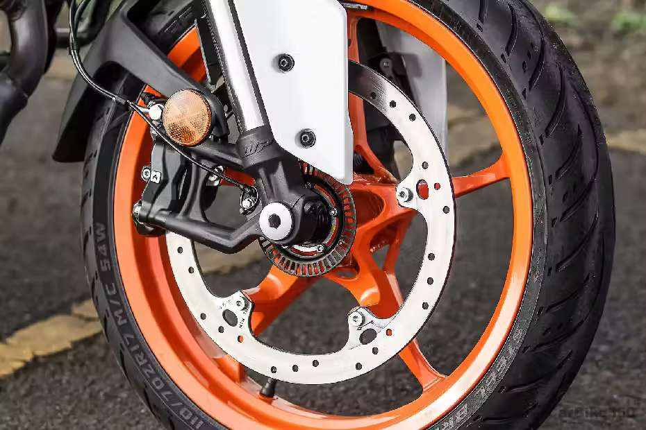 KTM 250 Duke images KTM 250 Duke images
