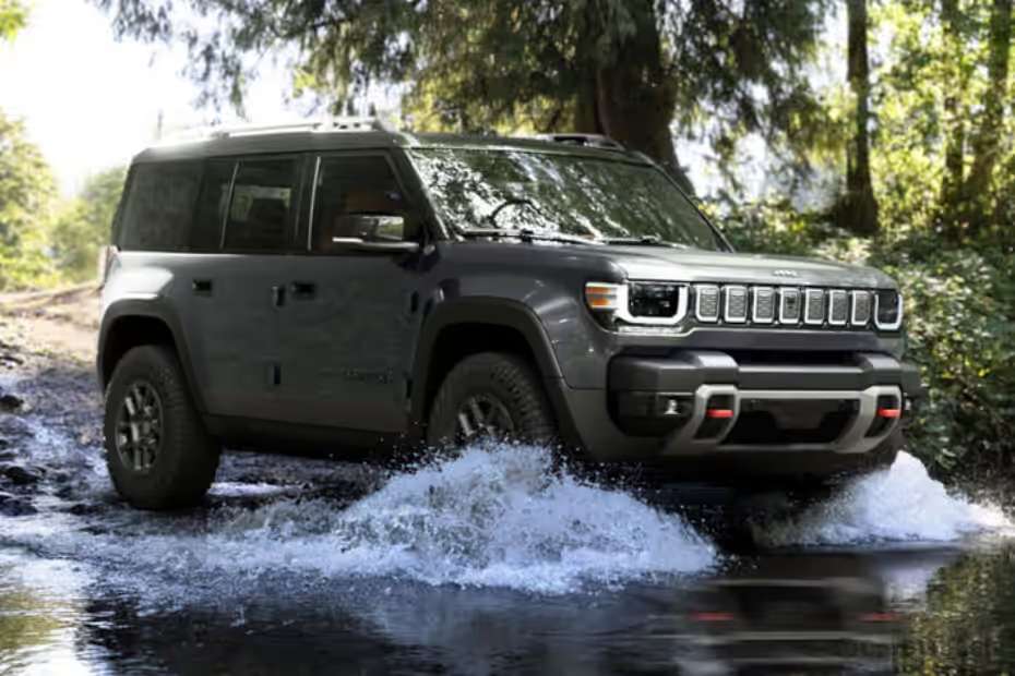Jeep Recon Right Front Three Quarter Jeep Recon Right Front Three Quarter