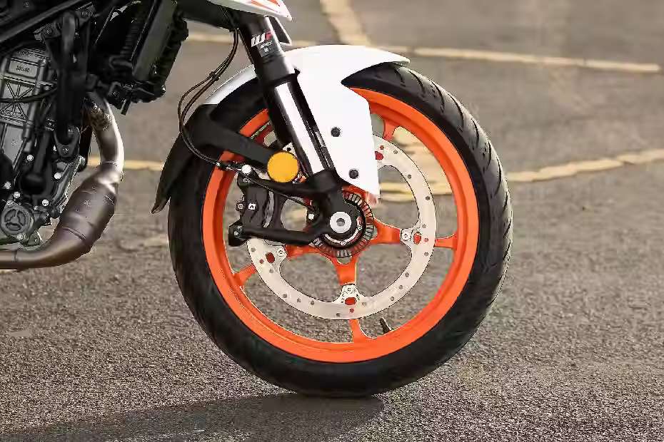 KTM 250 Duke images KTM 250 Duke images